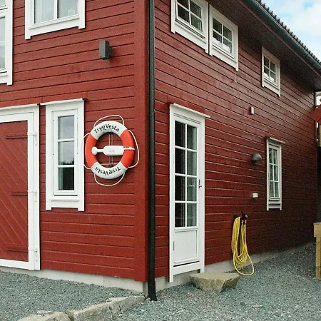 Дом отдыха Four-bedroom Holiday In Urangsvag Ervik (Urangsvag)